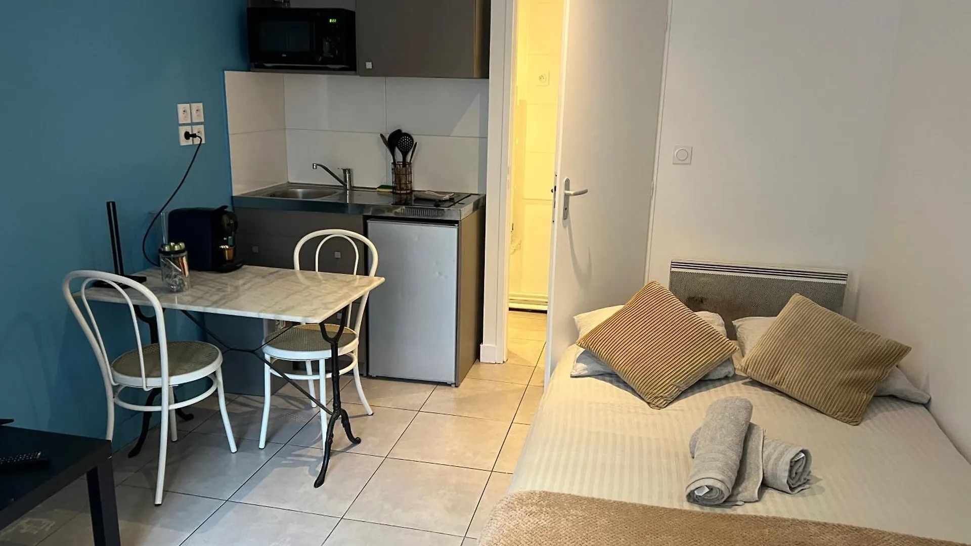 Apartamento Studio Charmettes Villeurbanne França